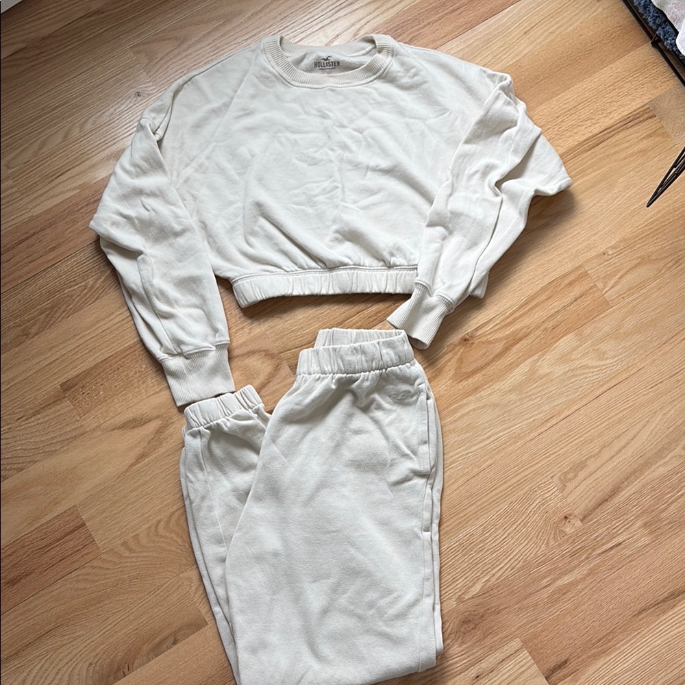 Cream Cropped Sweatshirt and Joggers Set